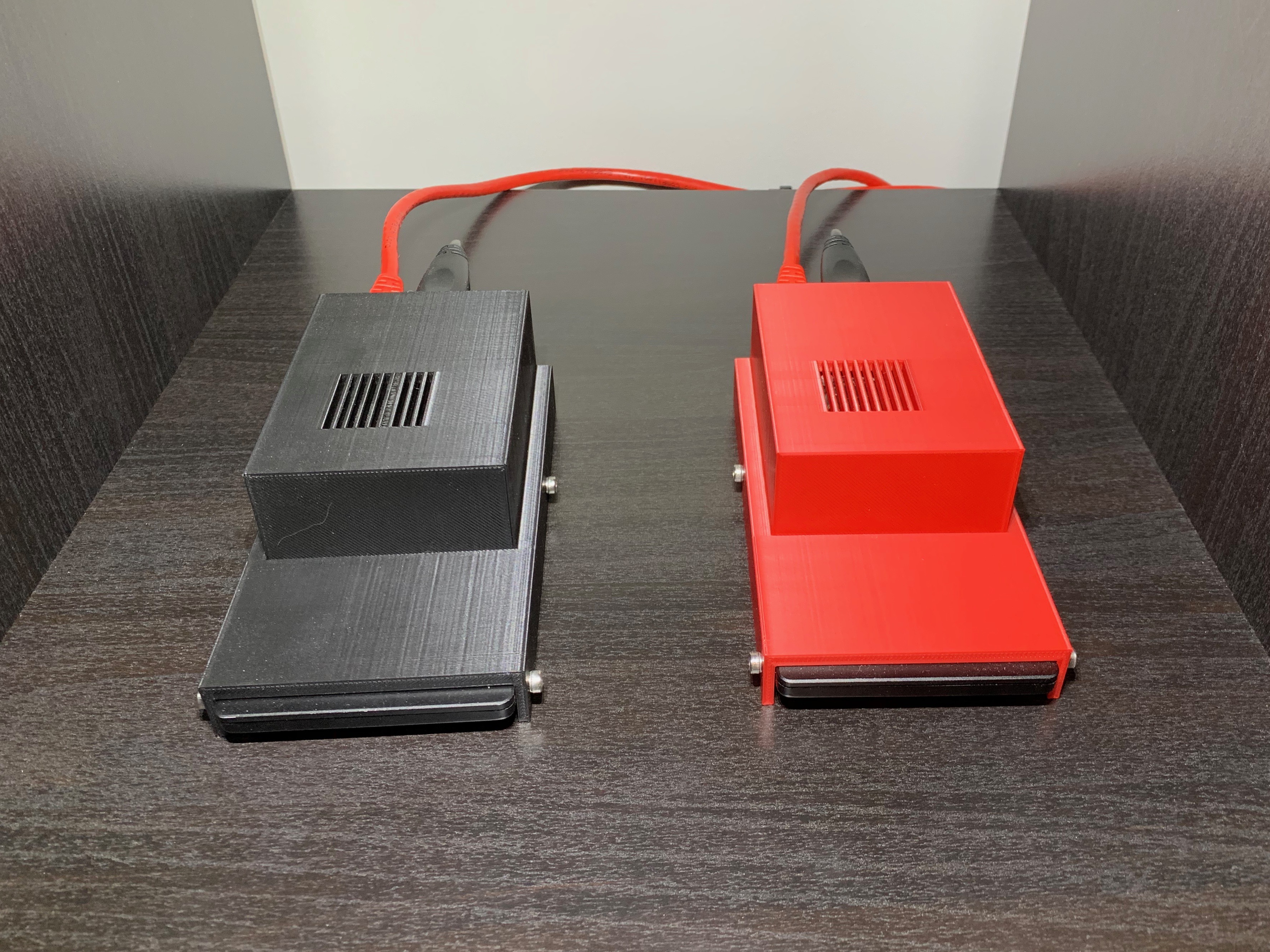 Pi 4 SSD cases with ethernet plugged in.